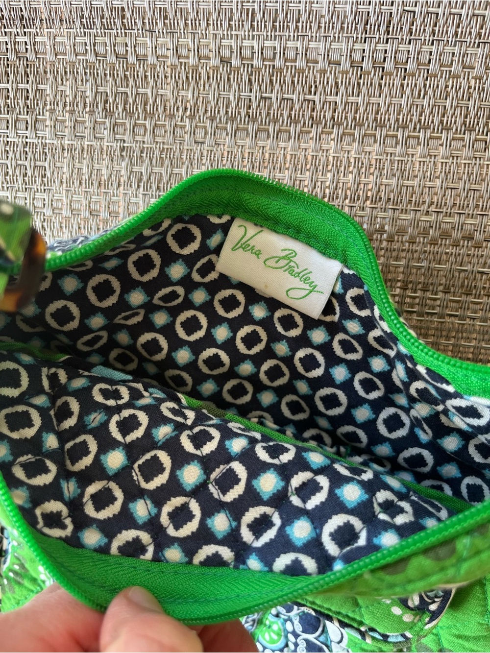 Vera Bradley Cupcakes Green Quilted Floral Medallion Crossbody Boho - Picture 8 of 10